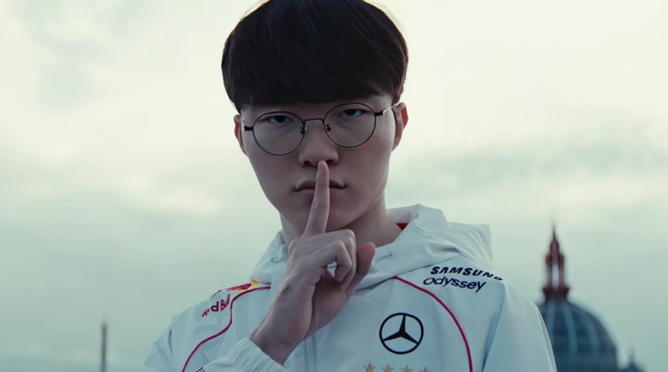 Faker重要时刻重返赛场，G2带队取胜！赛场气氛高涨的简单介绍手机游戏下载平台