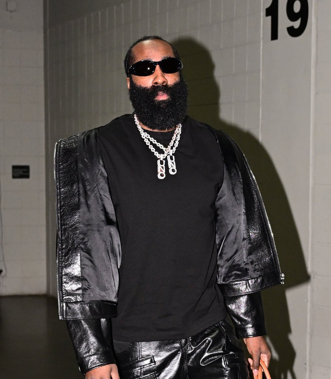 包含哈登在阿森纳比赛中爆冷，高光表现引发热议！的词条爱游戏官网下载